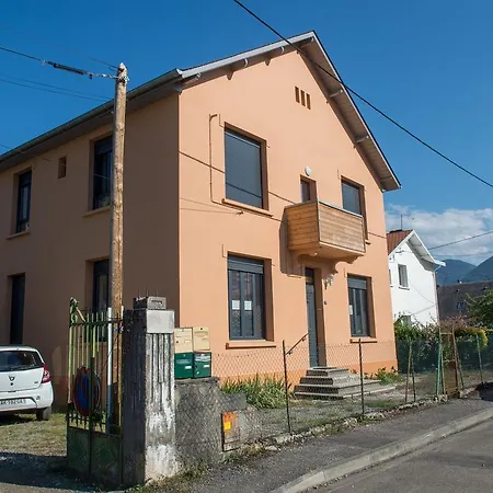 Le Fronton 公寓 *